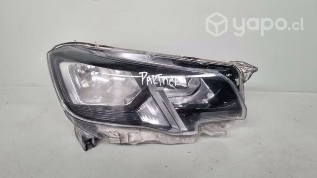 Optico Peugeot Partner dmg la cisterna 03.33