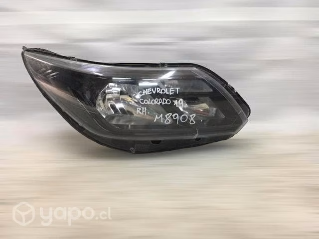 Foco óptico rh Chevrolet Colorado 2019