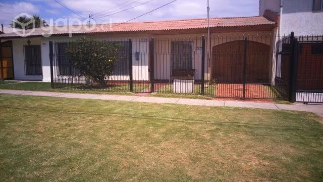 Hermosa casa peñuelas
