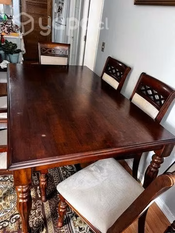 Comedor de estilo 4 sillas 2 sitiales