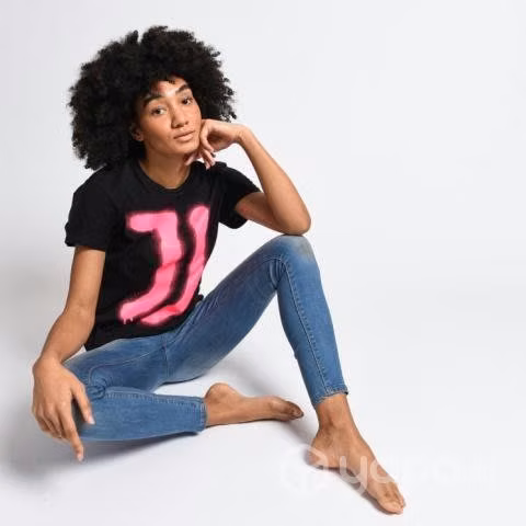 Polera Mujer Juventus C/ Logo Stilo Spray Fucsia