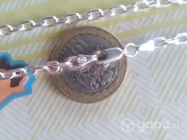 Cadena de plata
