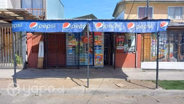 Se vende casa en La Florida, al lado del Metro