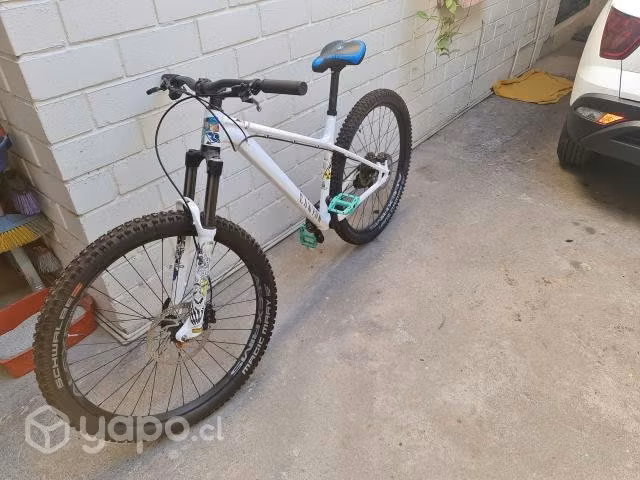 Bicicleta Canyon Stoic 2