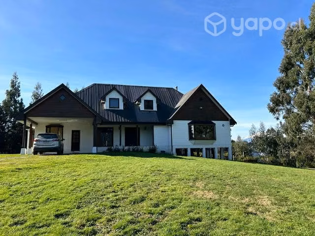 Hermosa Casa En Parque Ivian II