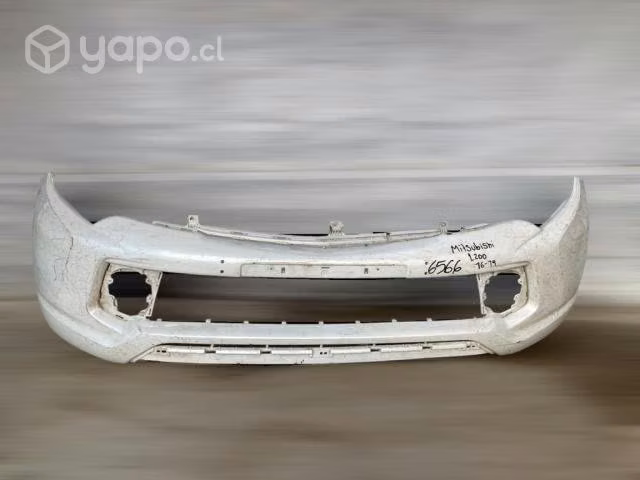 Parachoque delantero mitsubishi l