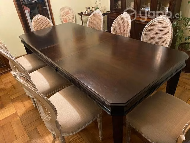 Mesa de comedor Ashley
