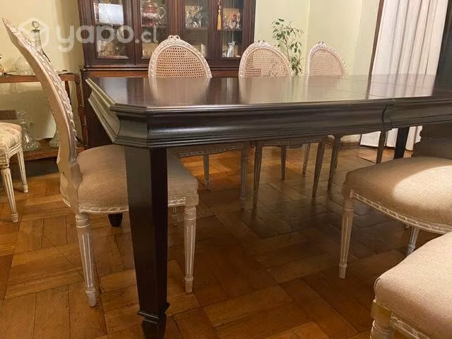 Mesa de comedor Ashley