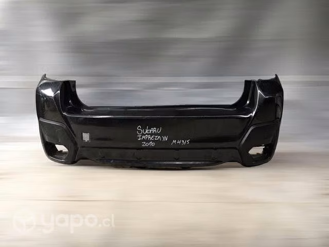 Parachoque trasero subaru impreza xv 2010