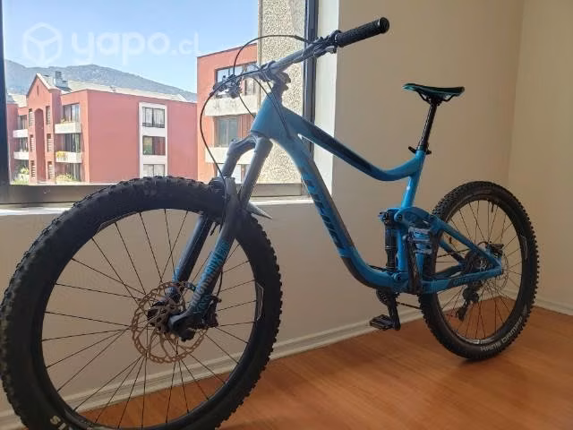 Giant reign 2 2018