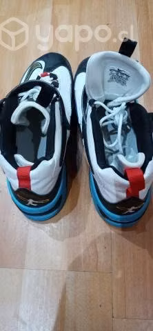 Nike 24