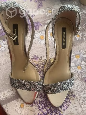 Sandalias Brasileñas 2 posturas impecables