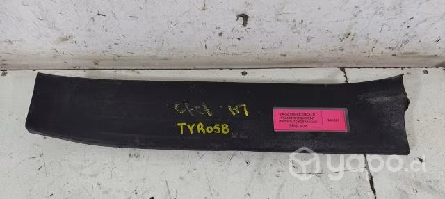 Tapiz Cubre Zocalo Tras izq (TYR058) Toyota Hilux