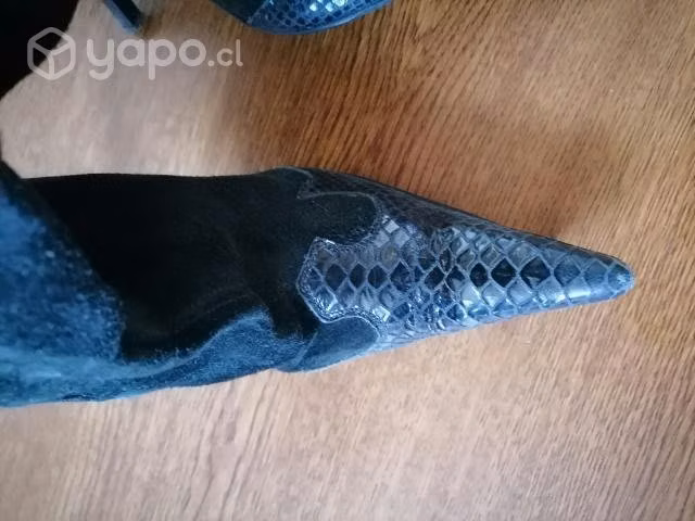 Botas marca zappa, numero 37