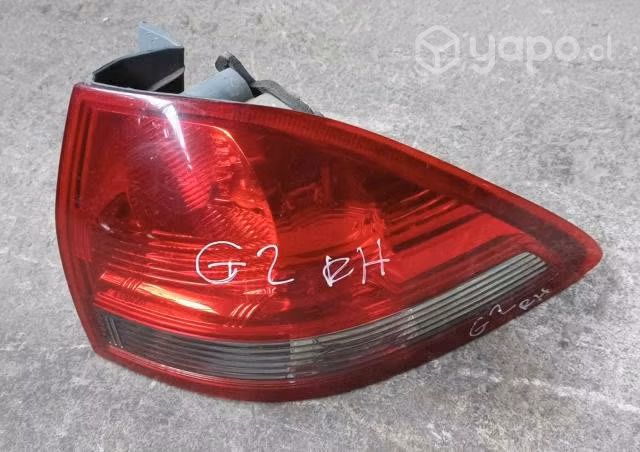 Foco derecho mitsubishi montero g2