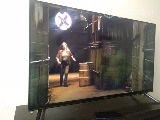 Televisor Hyundai 43'' 4K Ultra HDR