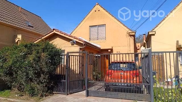 Casa en Diagonal Travesía con Travesía