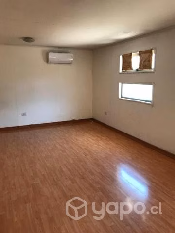 Amplia Casa en Linares