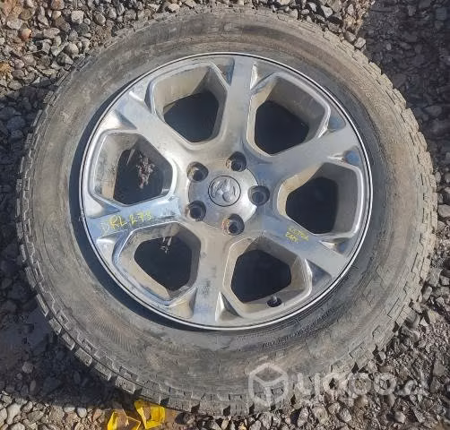 Llanta Aluminio Detalle Con Neumátic Dodge Ram