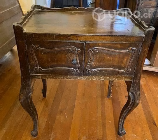 Veladores antiguos madera