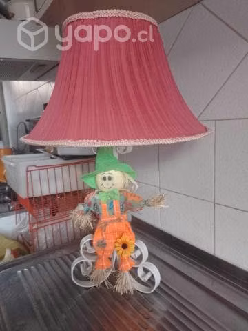 Lampara de fierro con pantalla