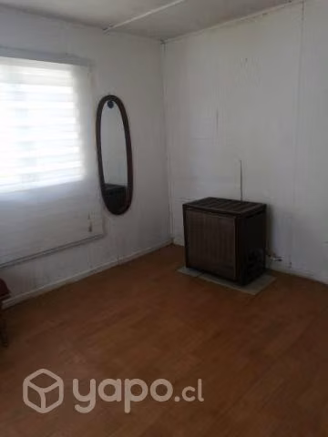 Arriendo casa interior