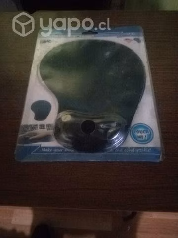 Mouse pad with gel wrist support - Imagen 4