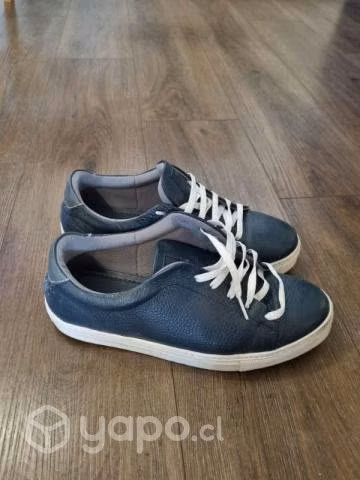 7 pares de zapatillas usadas excelente estado - Imagen 3