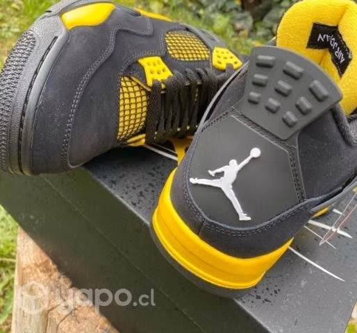 Jordan 4 yellow thunder - Imagen 3