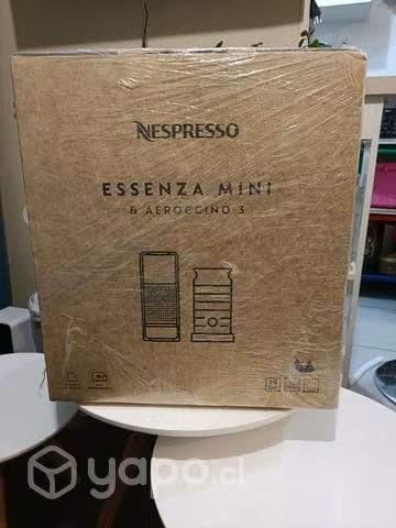 Cafetera Essenza Mini Negra + Aeroccino 3