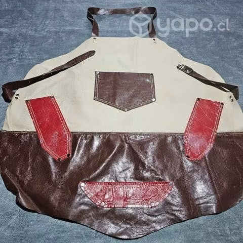 Pecheras de cuero para asados,cocina ,trabajo