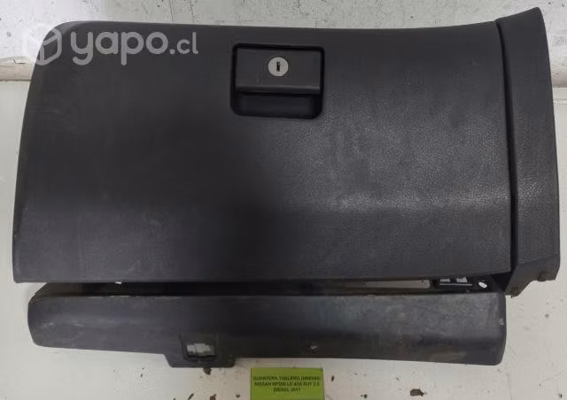 Guantera Tablero (NNE045) Nissan NP300 LE 2017