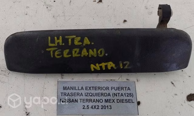 Manilla Ext pta tras izq (125) Nissan Terrano 2013