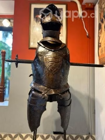 Armadura Medieval con pedestal