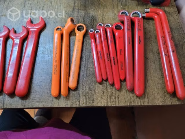 Lote de llaves aislante usadas 23 piezas