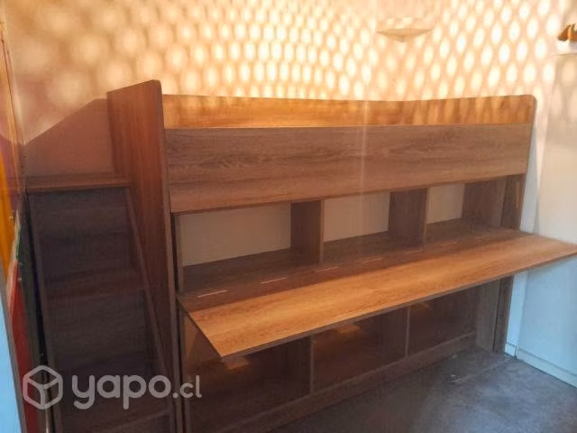 Cama multifuncional, con escritorio