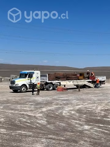 Servicio de transportes, movimientos de tierra