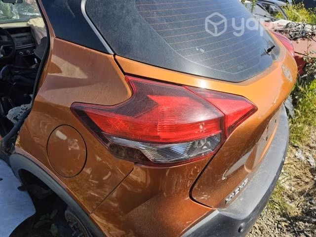 Foco trasero nissan kicks 2019