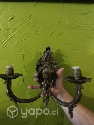Candelabro de bronce masiso