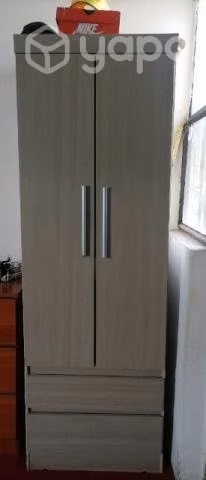 Closet + velador