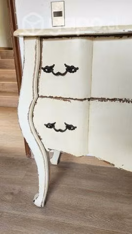 Cómoda madera normanda decapado