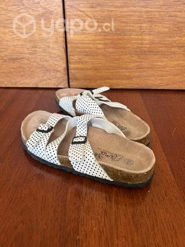 Sandalias lunares talla 35/36 - Imagen 2