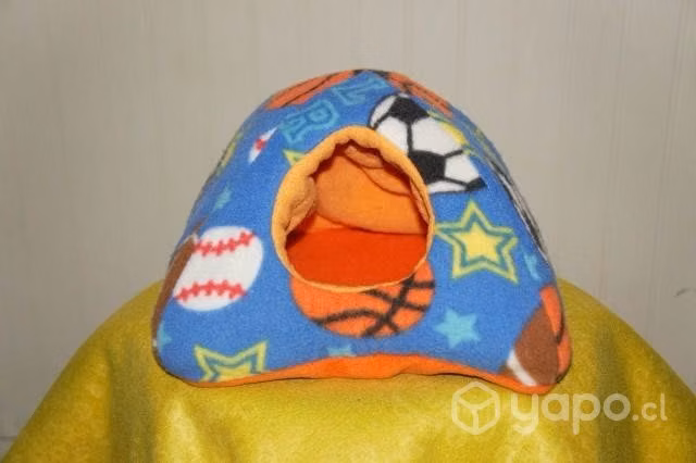 Cama iglú para mascota.