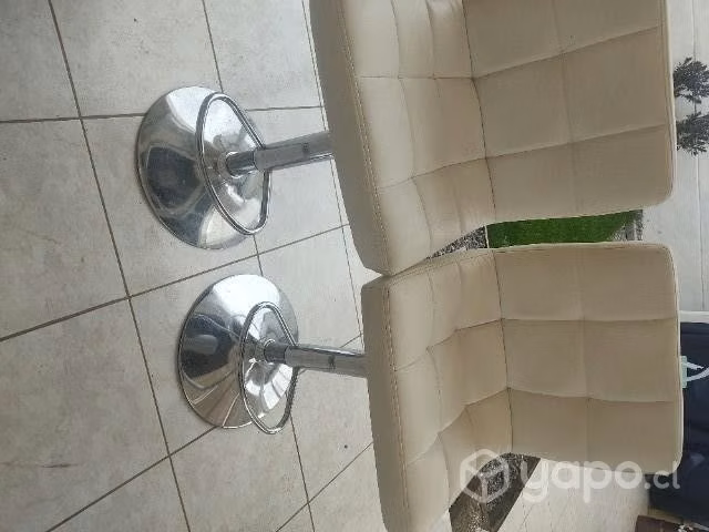 Taburetes blancos, se vende el par - Imagen 2