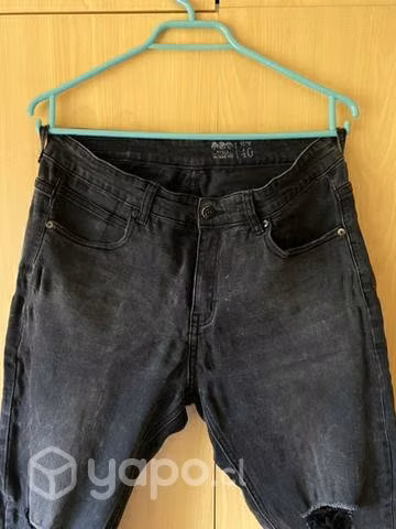 Jeans negro talla 40 (M)