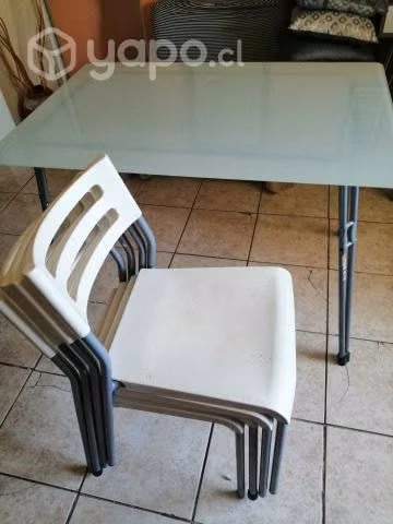 Mesa y 4 sillas - Imagen 2