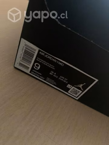 Air Jordan 1 Mid