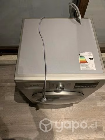 Bosch- Secadora de condensación 9 Kg
