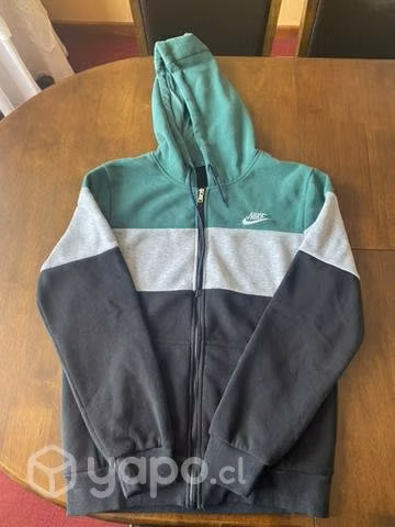 Poleron Nike