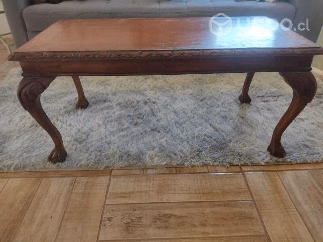 Mesa antigua de centro